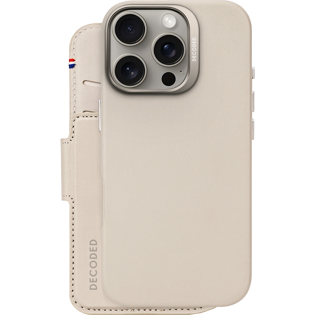 Decoded Leather Detachable Wallet Apple iPhone 16 Pro Clay
