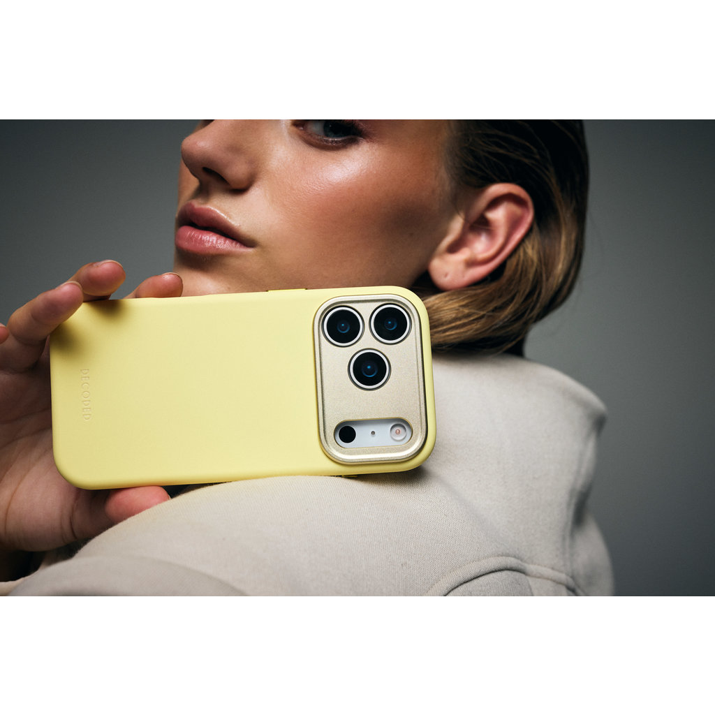 Decoded Silicone Backcover Apple iPhone 17 Pro Yuma Yellow - Afbeelding 19