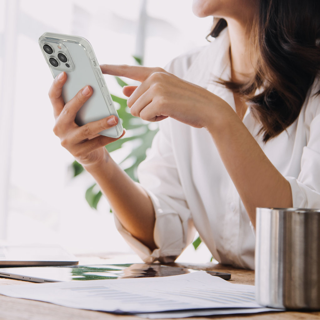 Mobiparts Classic Hardcover Apple iPhone 17 Pro Max Clear - Afbeelding 5