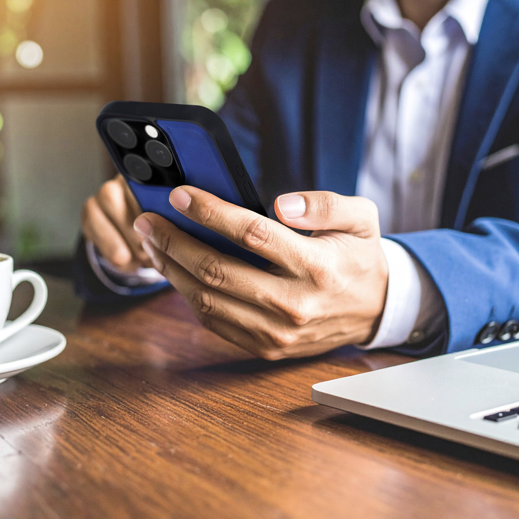 Mobiparts Classic Backcover Apple iPhone 15/14/13 Graphite Black (MagSafe Compatible) - Afbeelding 6